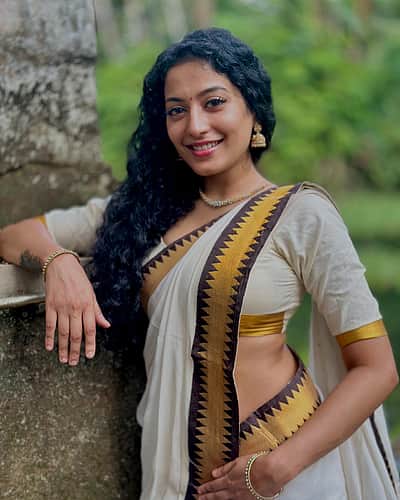 ஓ மணப்பெண்ணே... அஞ்சலி நாயர்!