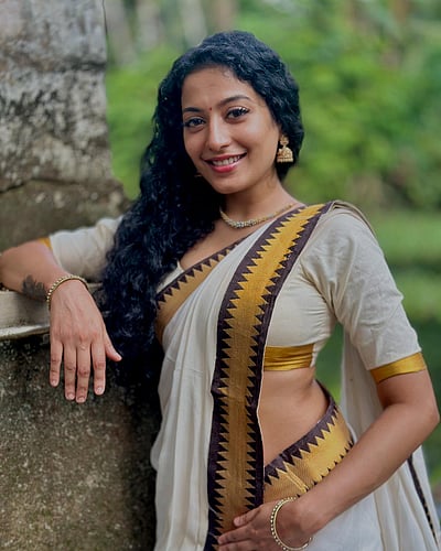 ஓ மணப்பெண்ணே... அஞ்சலி நாயர்!