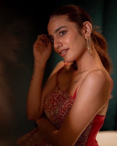 மிளிரும் நட்சத்திரம்... பிரியா பிரகாஷ் வாரியர்!