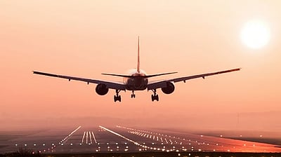 சென்னை - தில்லி விமானத்தில் 
இயந்திரக் கோளாறு: பயணிகள் அவதி