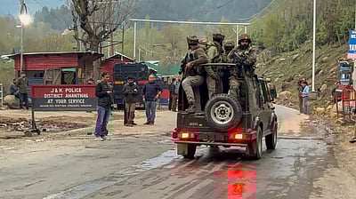 காஷ்மீரில் 26 சுற்றுலாப் பயணிகள் சுட்டுக் கொலை: பயங்கரவாதிகள் கொடூர தாக்குதல்