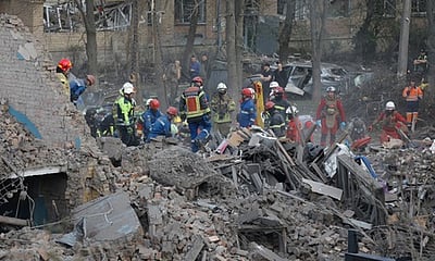 ‘விளாதிமீா் புதின், போதும் நிறுத்துங்கள்!’