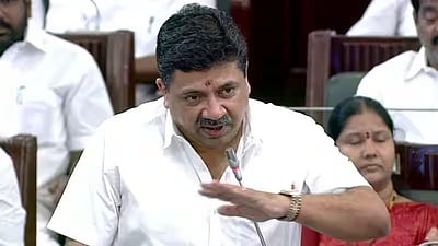 வீடுகளுக்கு மாதம் ரூ. 200 -க்கு இணைய சேவை! - பேரவையில் அமைச்சர் தகவல்