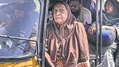 புணேவிலுள்ள பாகிஸ்தானியர்கள் 2 நாள்களில் வெளியேற உத்தரவு! 