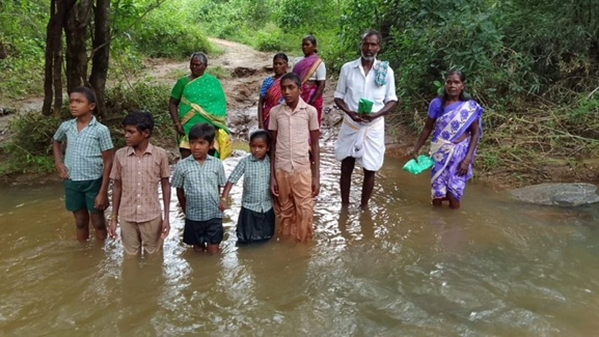 40 ஆண்டுகளாக மண்ணெண்ணெய் விளக்கு வெளிச்சத்தில் குக்கிராம மக்கள்!