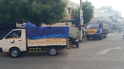 6.5 டன் ரேஷன் அரிசி கடத்த முயன்ற 3 பேர் கைது: 2 மினி லாரிகள் பறிமுதல்! 