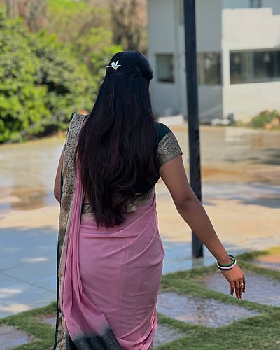 பூச்சூடிய மலர், யார் இவர்? 