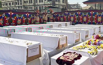 பாதுகாப்புத் தோல்வி! பஹல்காம் தாக்குதலுக்குப் பொறுப்பேற்கப் போவது யார்? 