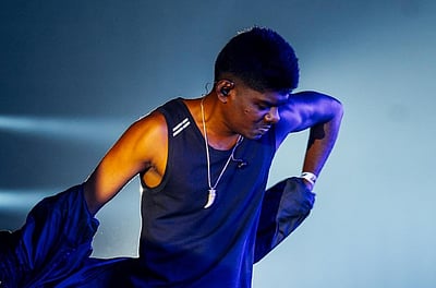 விடுவிக்கப்பட்ட சில மணி நேரங்களில் மீண்டும் கைதான மலையாள ராப் பாடகர்! ஏன்? 