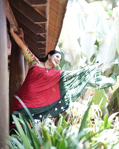 துள்ளுவதோ இளமை... சுஜிதா!