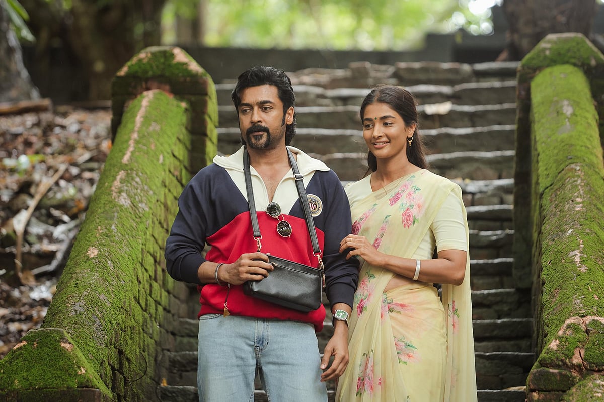 வெற்றிப் பாதைக்குத் திரும்பினாரா சூர்யா? ரெட்ரோ - திரை விமர்சனம்!