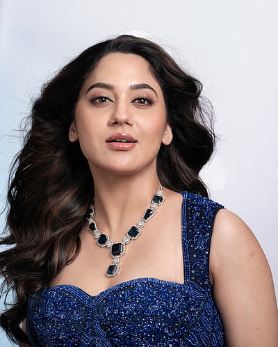 புதுசு... மியா ஜார்ஜ்!