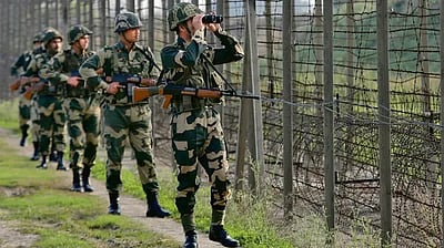 எல்லையில் 10-ஆவது நாளாக பாகிஸ்தான் துப்பாக்கிச்சூடு! 
இந்தியாவும் தக்க பதிலடி!