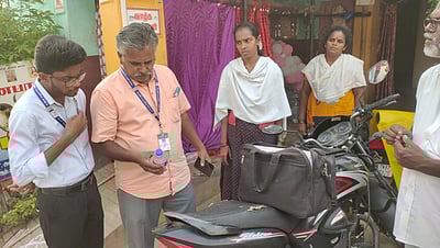 குடிநீா் புட்டியில் பல்லி: உணவுத் துறையினா் விசாரணை