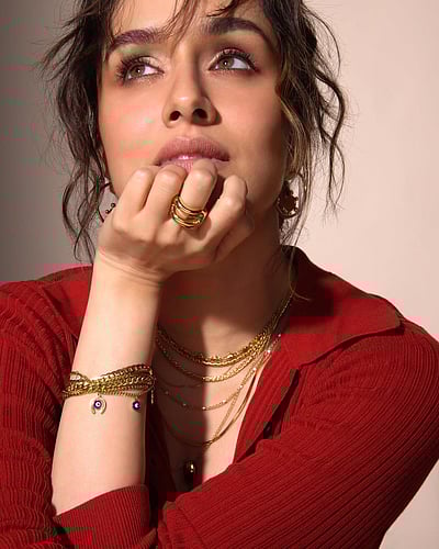 மெழுகுச்சிலை... ஷ்ரத்தா கபூர்!