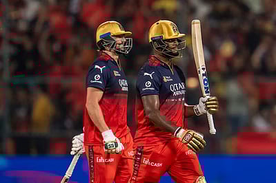 தேசிய அணிக்குத் திரும்பும் வீரர்!  பிளே-ஆஃப் சுற்றில் ஆர்சிபிக்கு பின்னடைவாக அமையுமா?