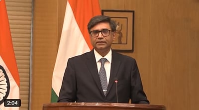 கொல்லப்பட்ட பயங்கரவாதிகளின் இறுதிச் சடங்குக்கு பாகிஸ்தான் ராணுவ மரியாதை: விக்ரம் மிஸ்ரி