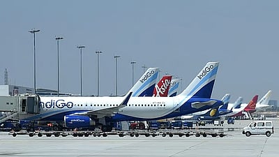 மூடப்பட்ட விமான நிலையங்கள் மீண்டும் திறப்பு