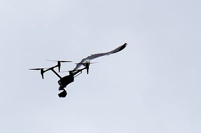 குஜராத்தை குறிவைத்த பாகிஸ்தான்: எல்லையில் ‘ட்ரோன்’ பாகங்கள் மீட்பு