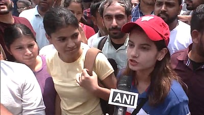 ராணுவத்திற்கு உதவ சண்டீகரில் குவிந்த தன்னார்வலர்கள்!  