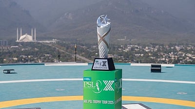 ஐக்கிய அரபு அமீரகத்தில் நடைபெறவிருந்த பாக். சூப்பர் லீக் ஒத்திவைப்பு! 