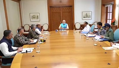 இந்தியா - பாகிஸ்தான் மோதல்: பிரதமர் மோடி அடுத்தடுத்து ஆலோசனை