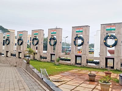 தியாகத்துக்கு மரியாதை