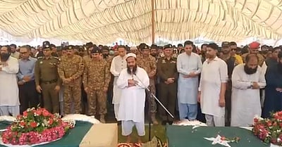 பயங்கரவாதியல்ல, குடிமகன்! வசமாக சிக்கிய பாகிஸ்தான் முன்னாள் அமைச்சர்!