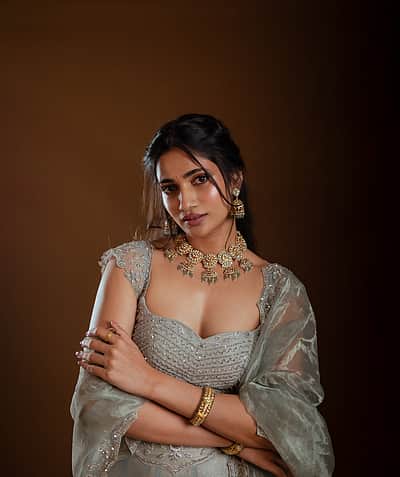 கனா காண்கிறேன்... லாஸ்லியா!