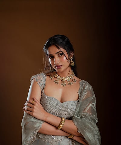 கனா காண்கிறேன்... லாஸ்லியா!