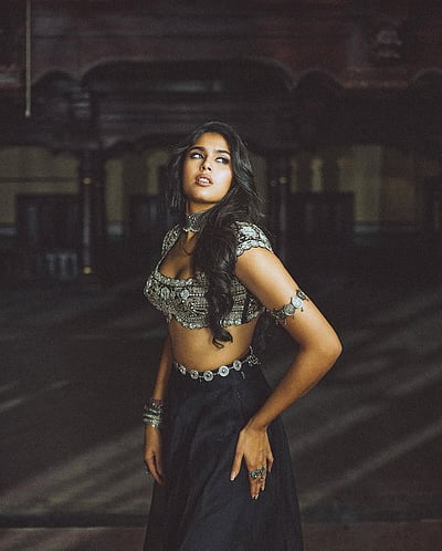 கரிய விழி கண்ணம்மா... ஃபரியா அப்துல்லா!