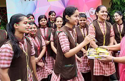 10ஆம் வகுப்பு தேர்வு முடிவு: சிவகங்கை முதலிடம்! 