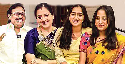 90 நாயகிகள்!