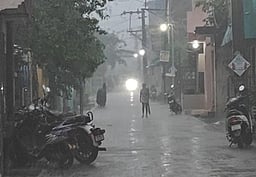 சாத்தூரில் பலத்த மழை