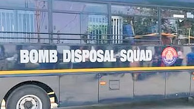 ராஜஸ்தானின் 4 ஆட்சியர் அலுவலகங்களுக்கு வெடிகுண்டு மிரட்டல்! மக்கள் வெளியேற்றம்!