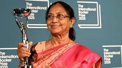 சா்வதேச புக்கா் பரிசுக்கு கன்னட பெண் எழுத்தாளா் பானுமுஷ்டாக் தோ்வு