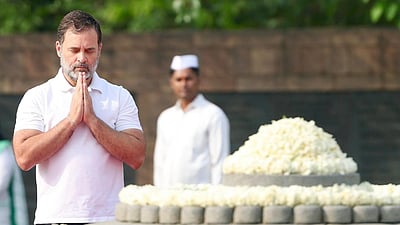 ராஜீவ் காந்தி நினைவு நாள்: ராகுல், கார்கே மரியாதை! 