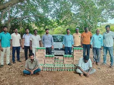 புதுச்சேரியில் இருந்து கடத்தி வரப்பட்ட மதுபான பாட்டில்கள் பறிமுதல்