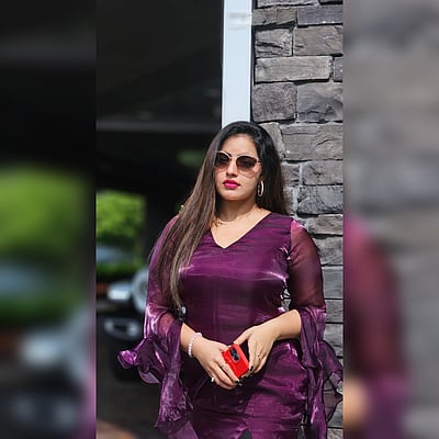 நியூ ஜெர்ஸியில்... மாளவிகா மேனன்!