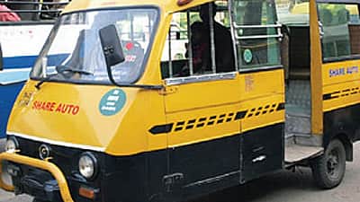 மதுபோதையில் ஷேர் ஆட்டோவை ஓட்டியதால் 3 பேர் பலி!
