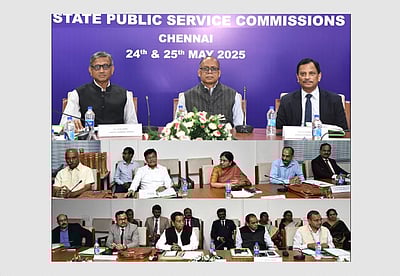 மாநில அரசுப் பணியாளர் தேர்வாணைய தலைவர்களின் நிலைக்குழுக் கூட்டம் தொடங்கியது