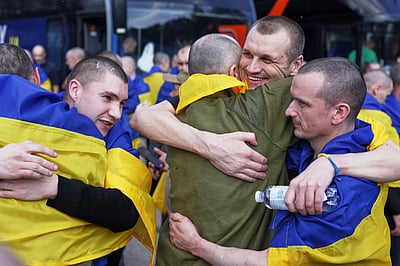 ரஷியா - உக்ரைன் இடையே 390 போர்க் கைதிகள் பரிமாற்றம்!