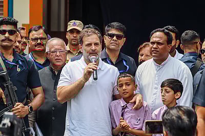 கவலை வேண்டாம்.. நிலைமை சரியாகும்: மாணவர்களுக்கு ராகுல் ஆறுதல்