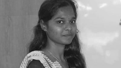 நாகை: தன்னைத்தானே சுட்டுக்கொண்டு பெண் காவலர் தற்கொலை