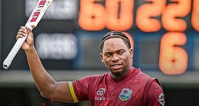 கடைசி ஒருநாள்: 170 ரன்கள் விளாசி கீஸி கார்ட்டி அபாரம்; அயர்லாந்துக்கு இமாலய இலக்கு!