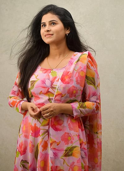 அழகே உருவாய்... ரித்திகா! 