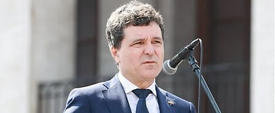 ருமேனியா அதிபா் பதவியேற்பு