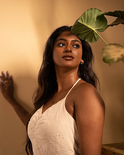 அழகு பூஞ்சிலை... வினுஷா தேவி!