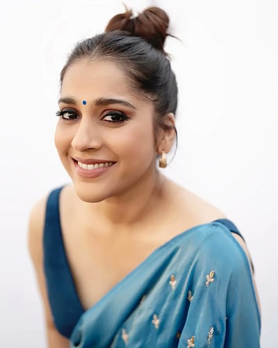 அழகு செல்லம்... ராஷ்மி கௌதம்!