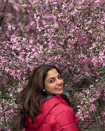 யாருக்குத்தான் பிடிக்காது... நிகிலா விமல்!